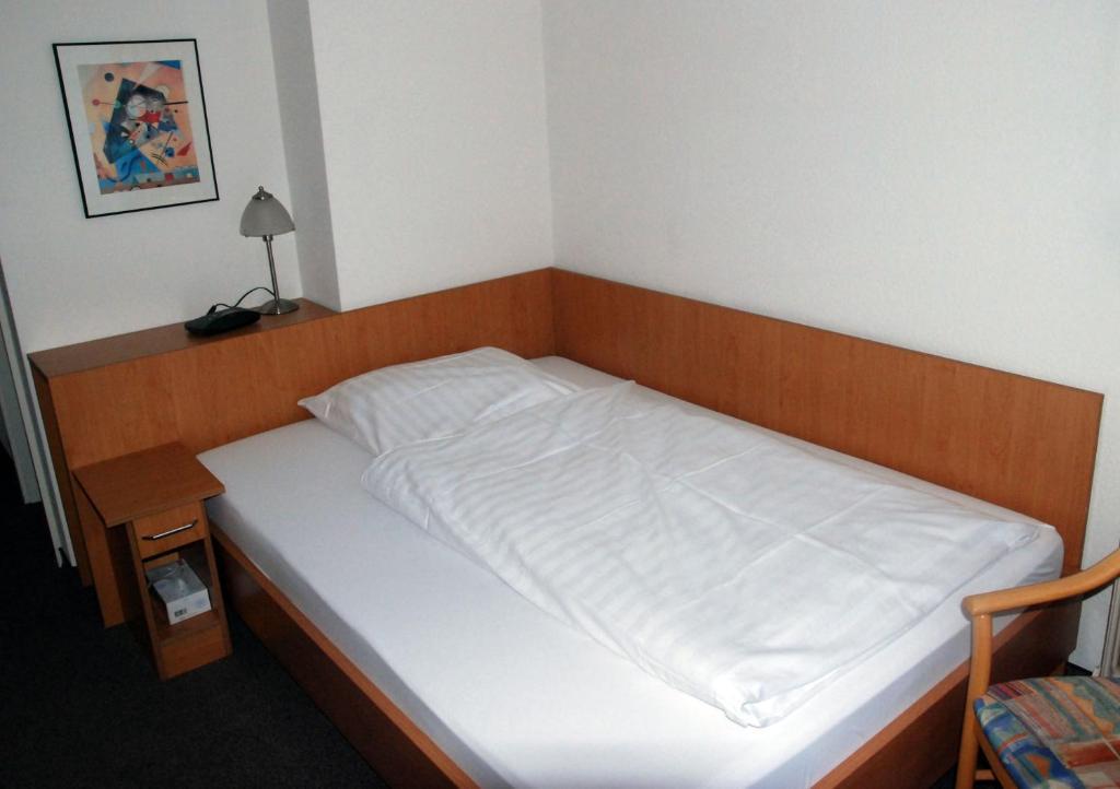 Gaestehaus Ziegler Stuttgart Habitación foto